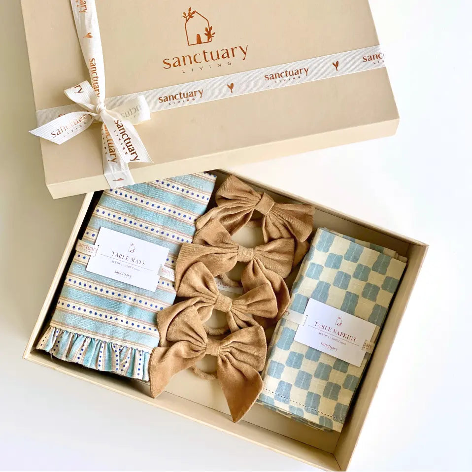 Meadow Soft Blue Gift Set-Mats, Napkins & Napkin Rings SanctuaryLiving