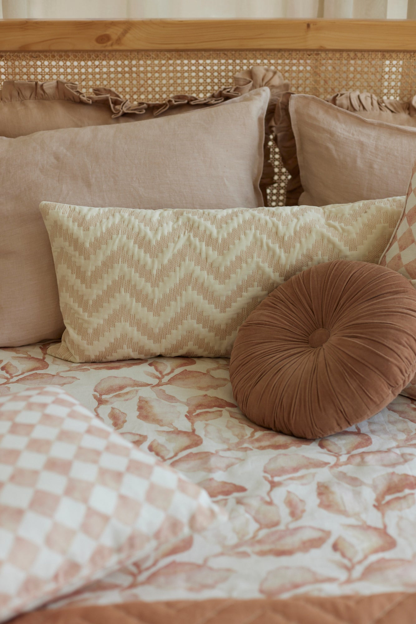 Soft Pink Linen Pillow Cover