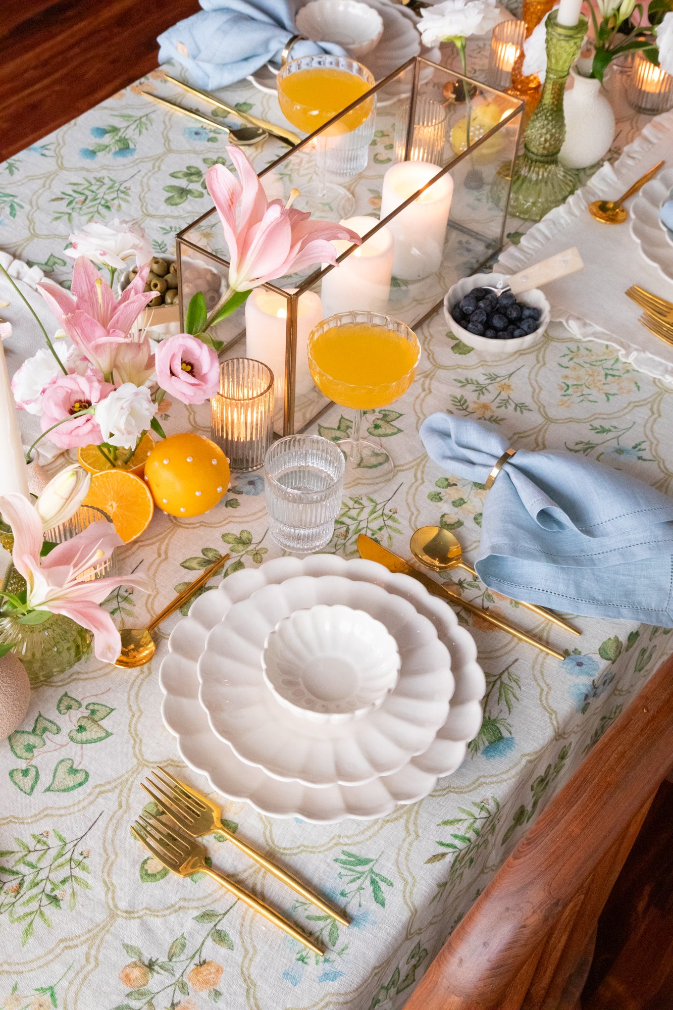 Eden Peach Linen Table Cover