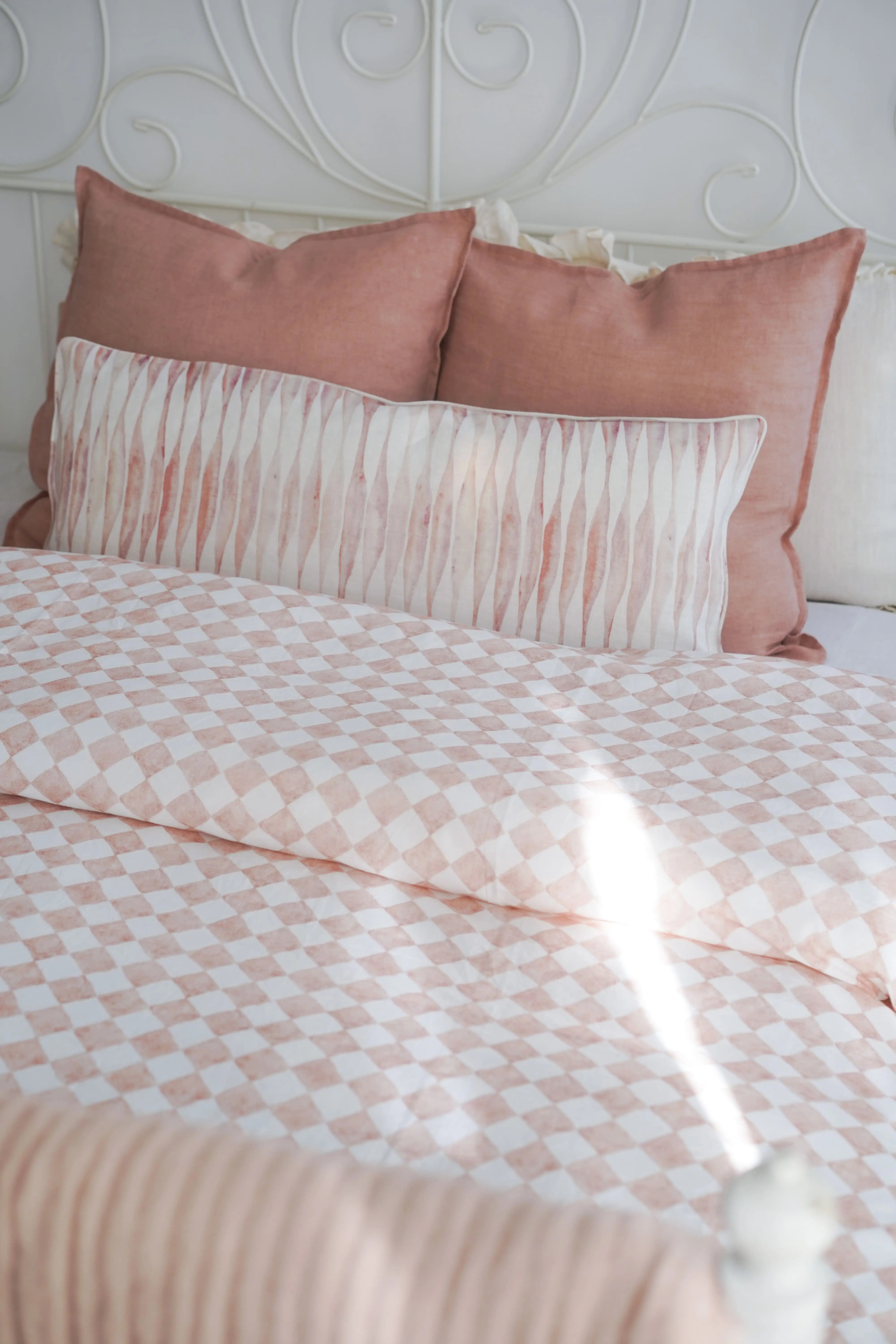 Checker Blush Linen Bedspread SanctuaryLiving