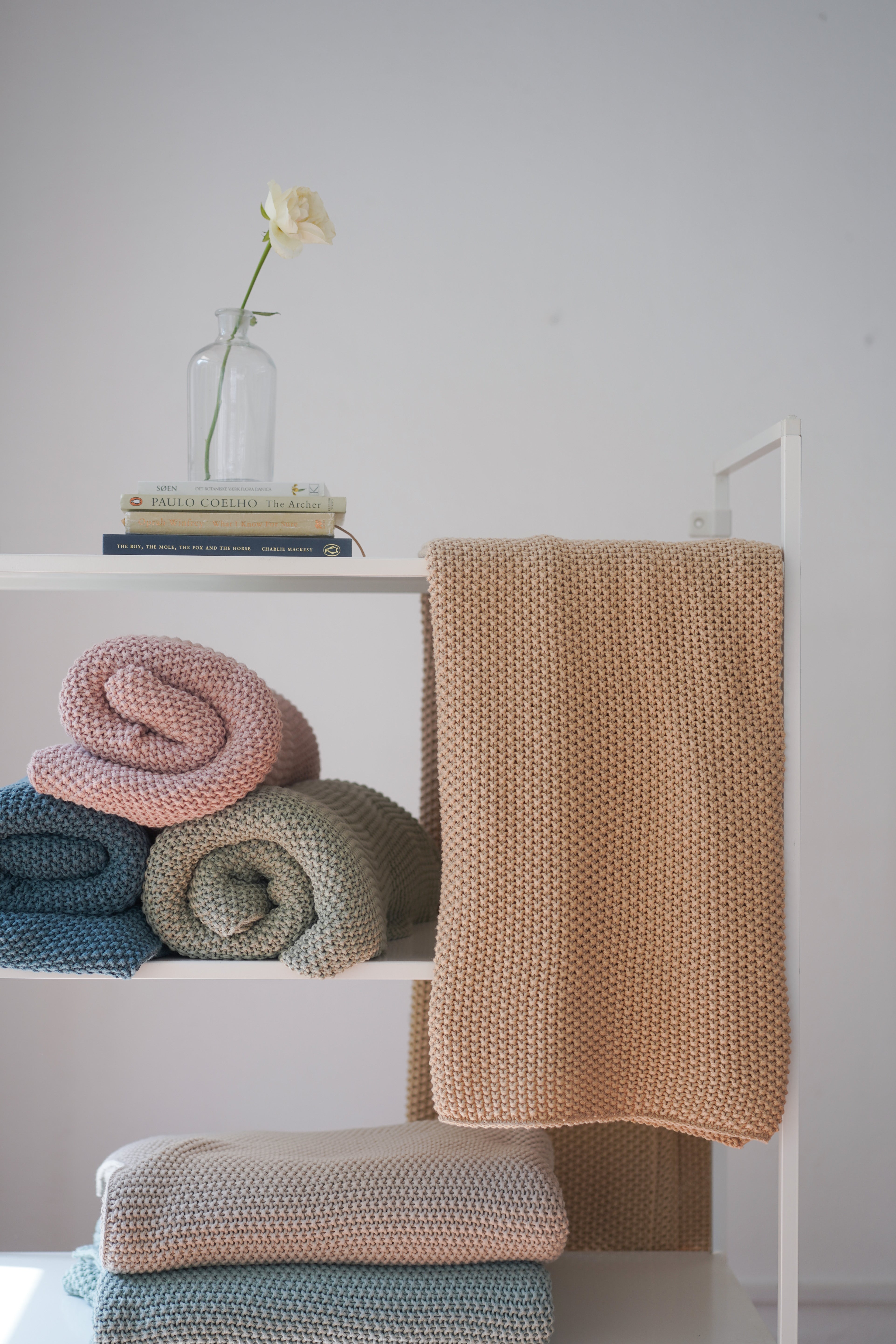 Beige Moss Knit Throw
