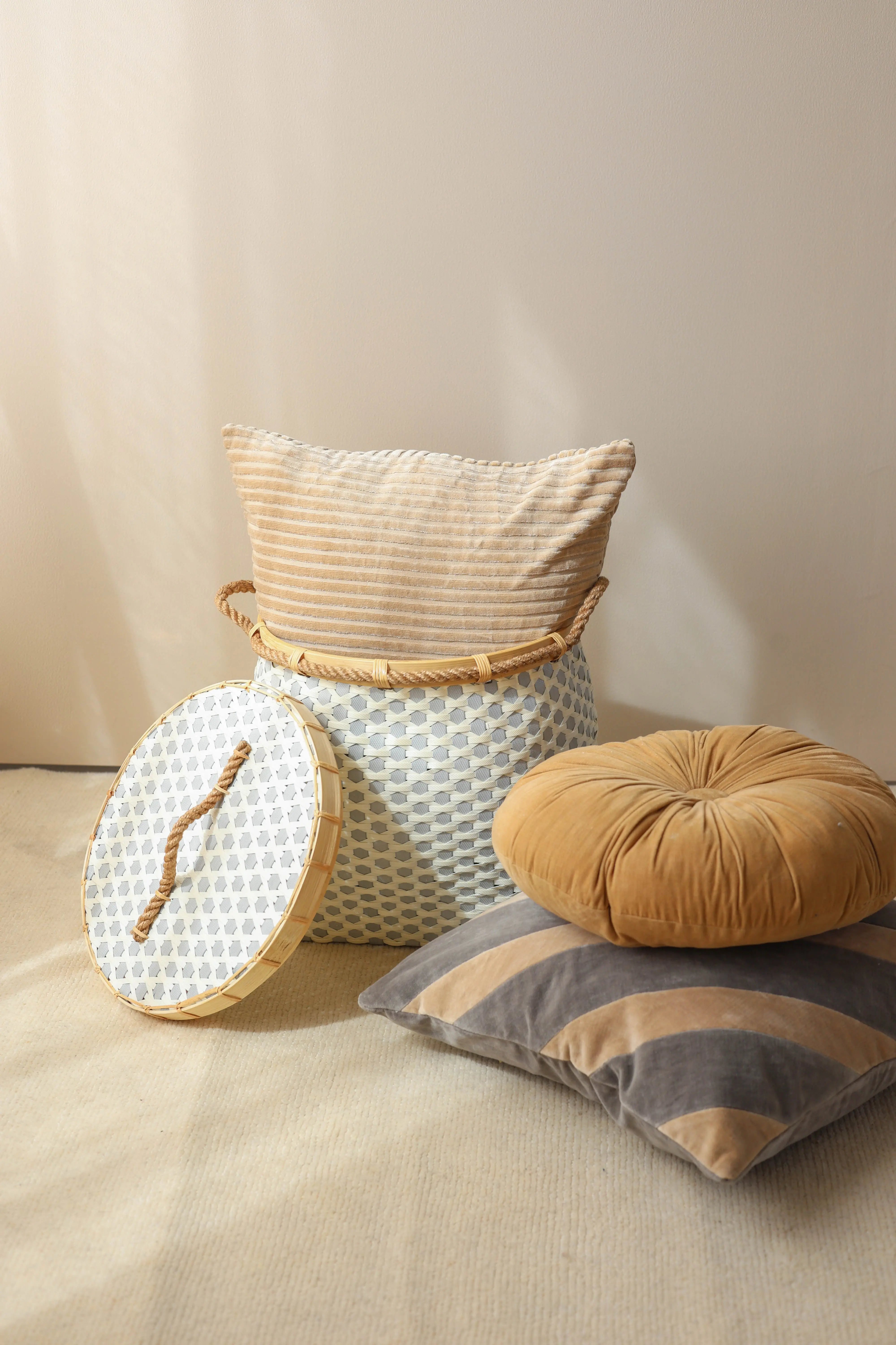 Bergen Handwoven Bamboo Basket-Grey & White Quilt Avenue