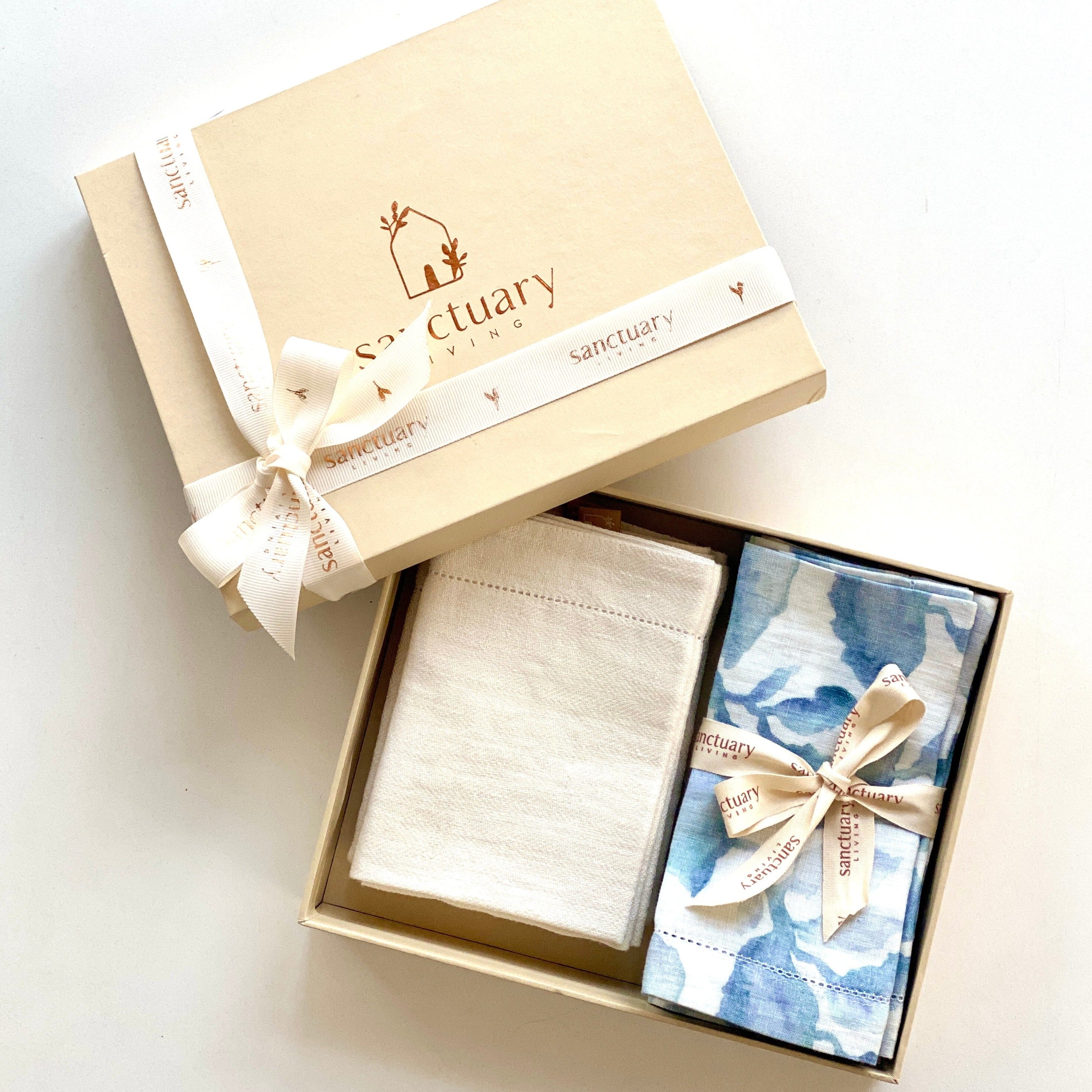 Linen Blue Table Mats and Napkins Gift Set