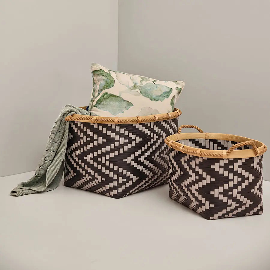 Antonio Handwoven Bamboo Oval Basket-Natural Quilt Avenue