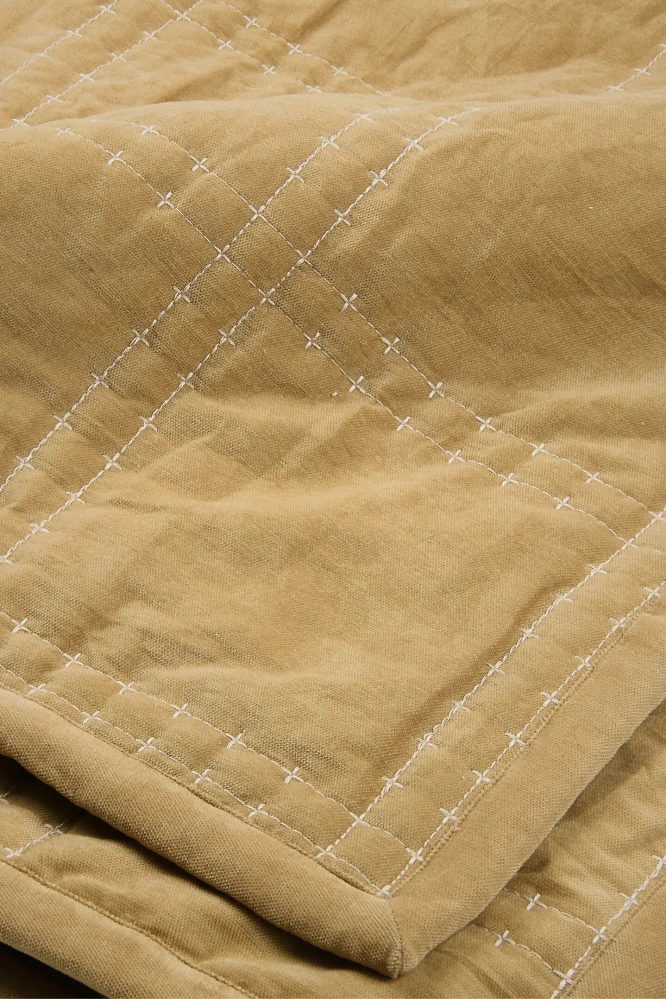 Checker Sand Velvet Embroidered Quilt SanctuaryLiving