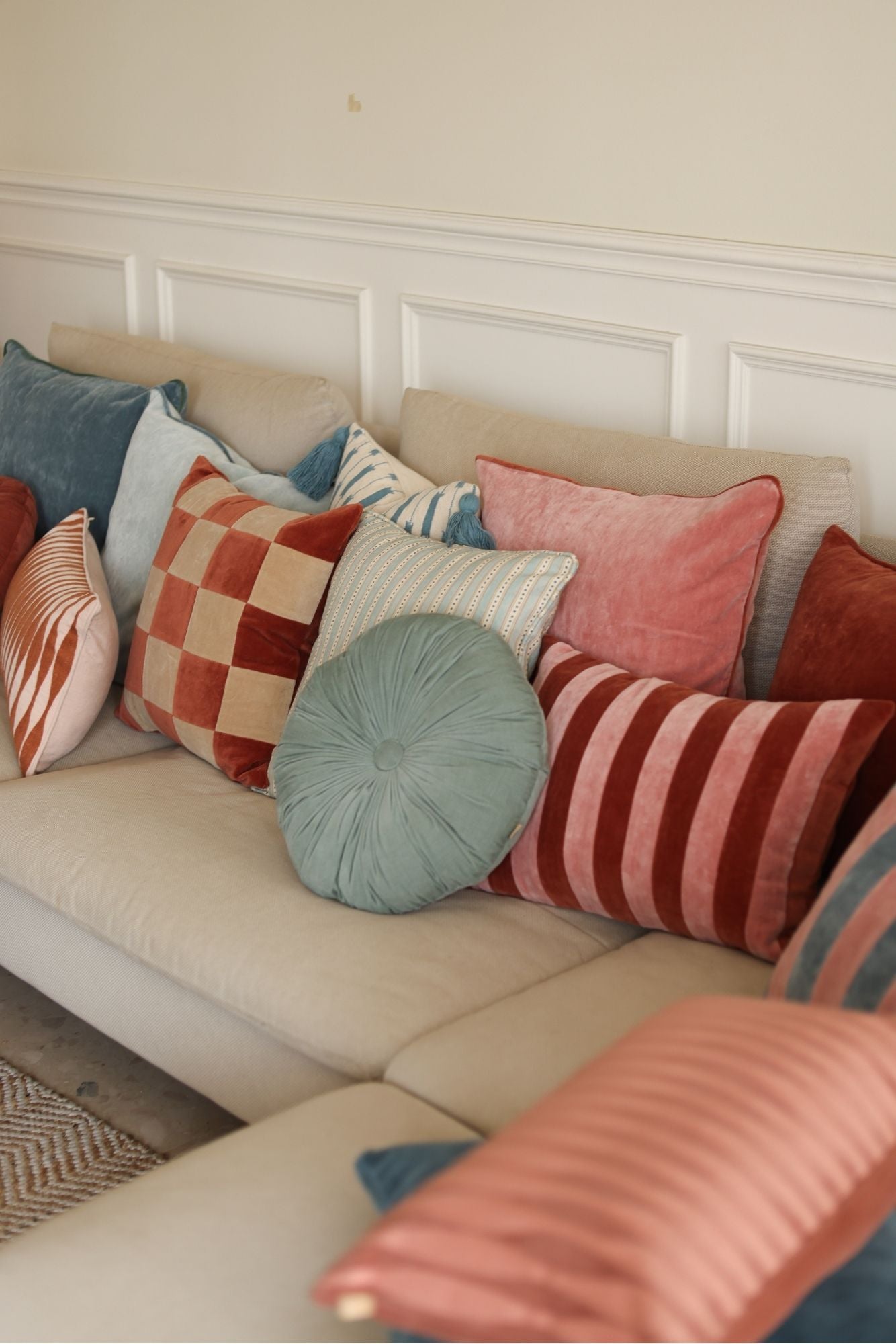 Fig Rhubarb Velvet Cushion Cover
