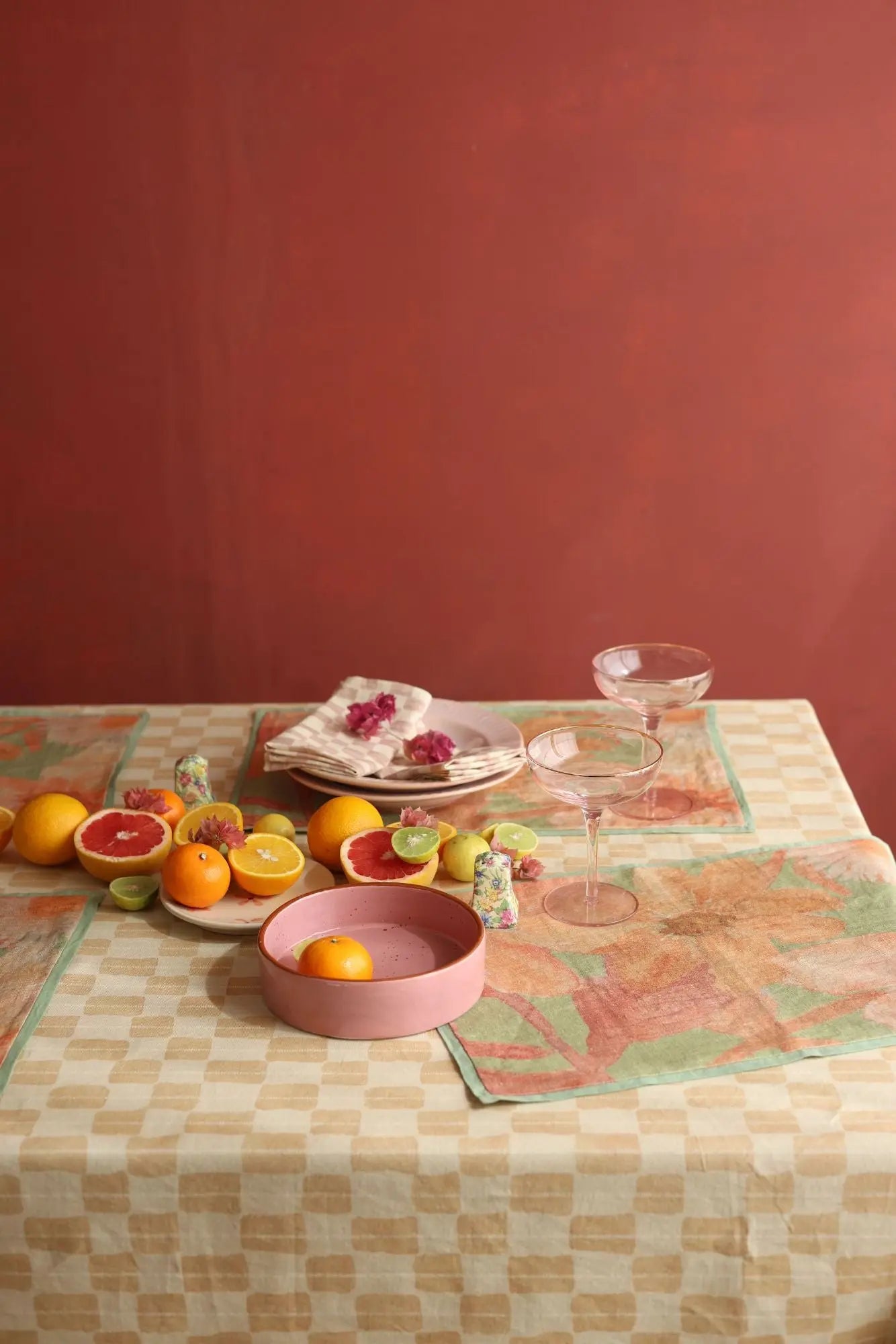 Echo Sand Cotton Table Cover