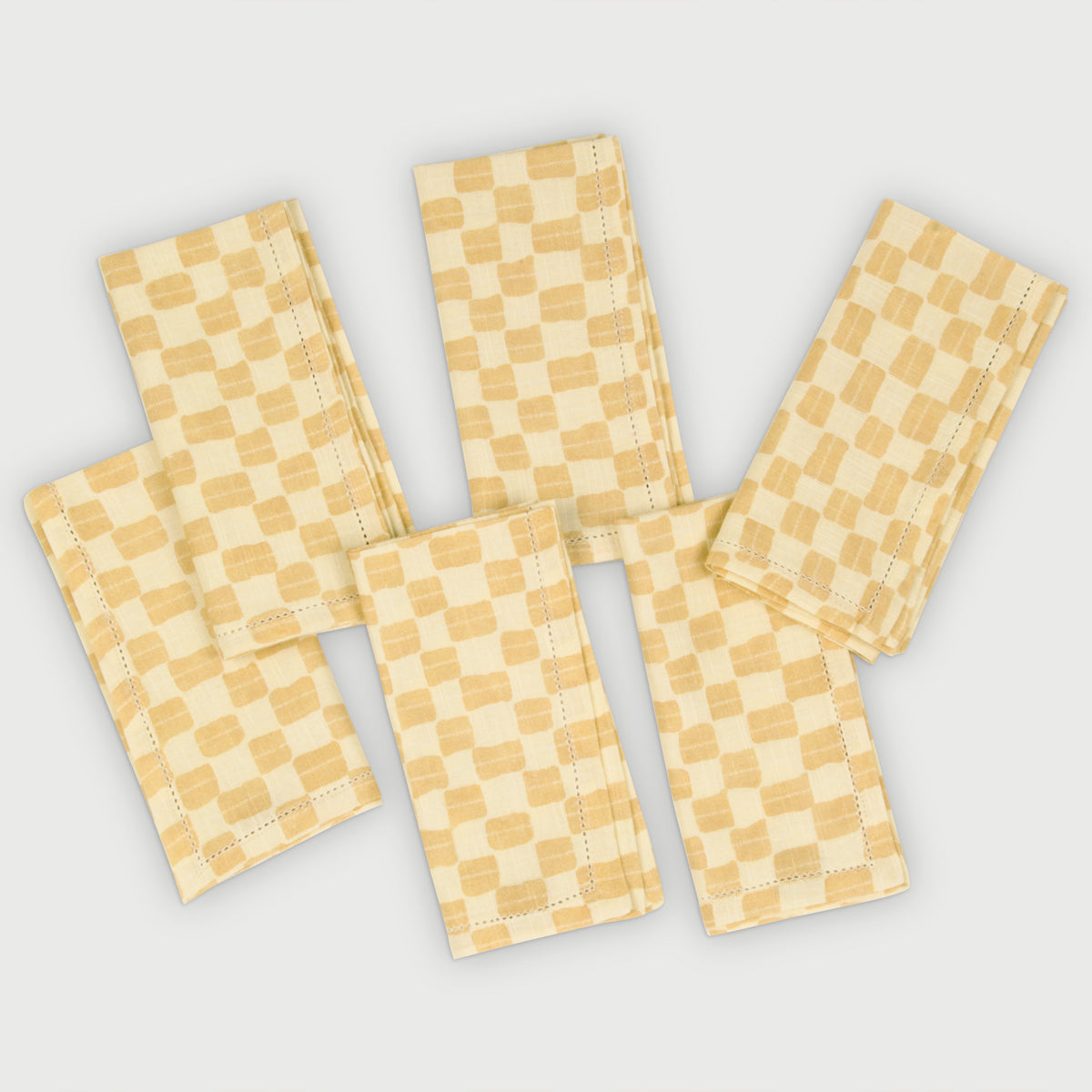 Meadow Apricot Gift Set-Mats, Napkins & Napkin Rings