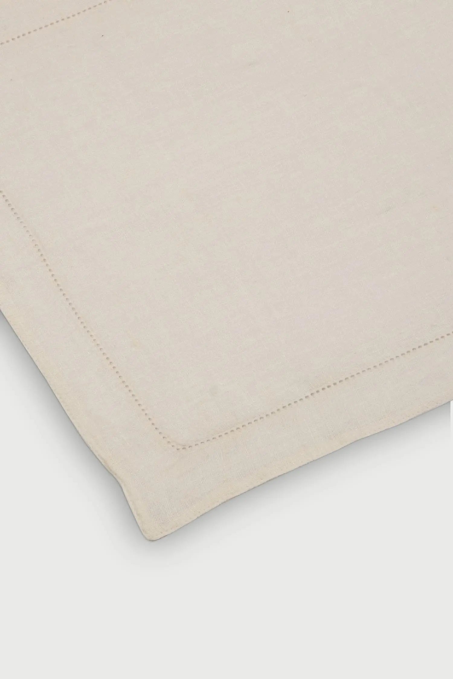 White Linen Table Mats-Set of 2 SanctuaryLiving