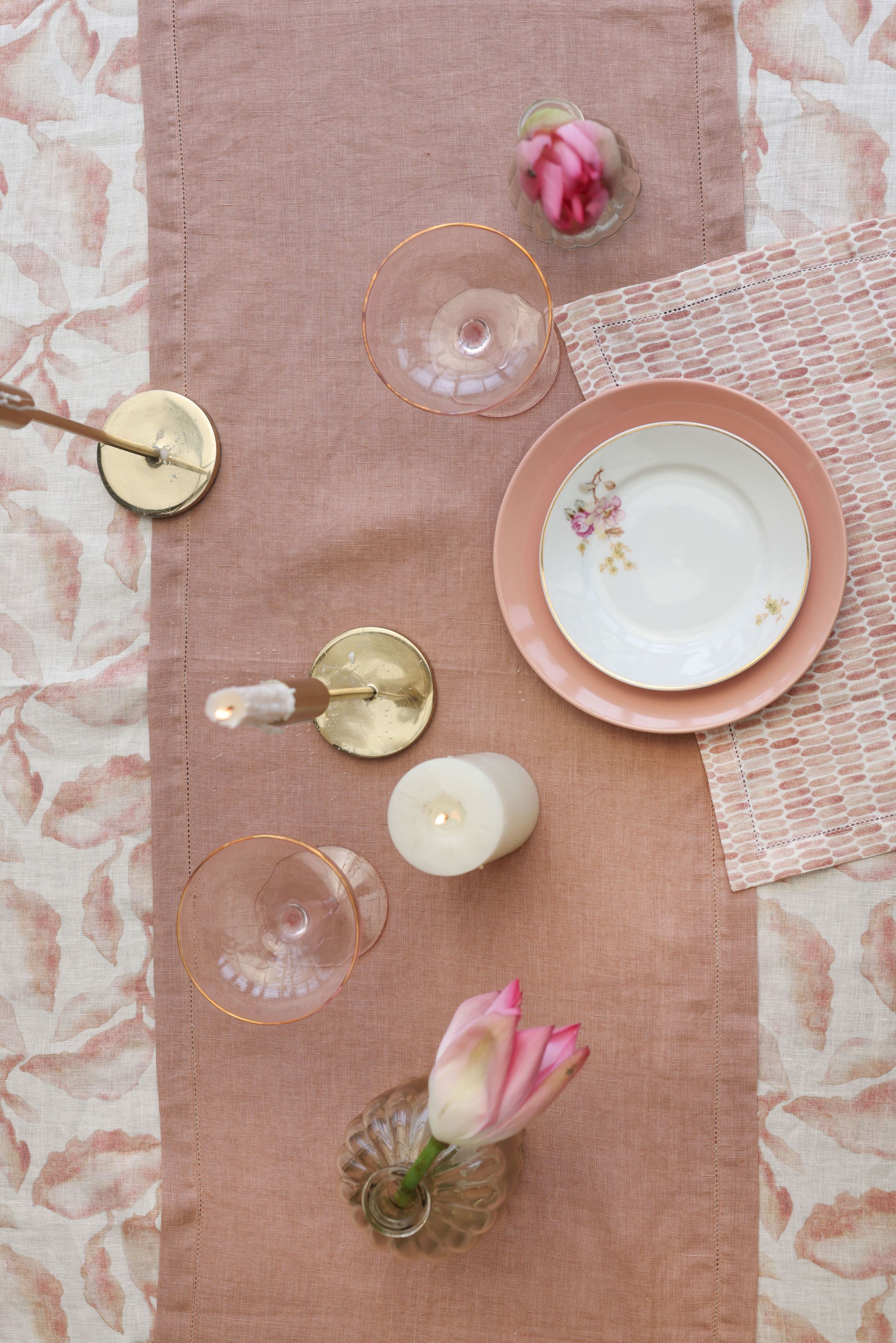 Rose Linen Table Runner