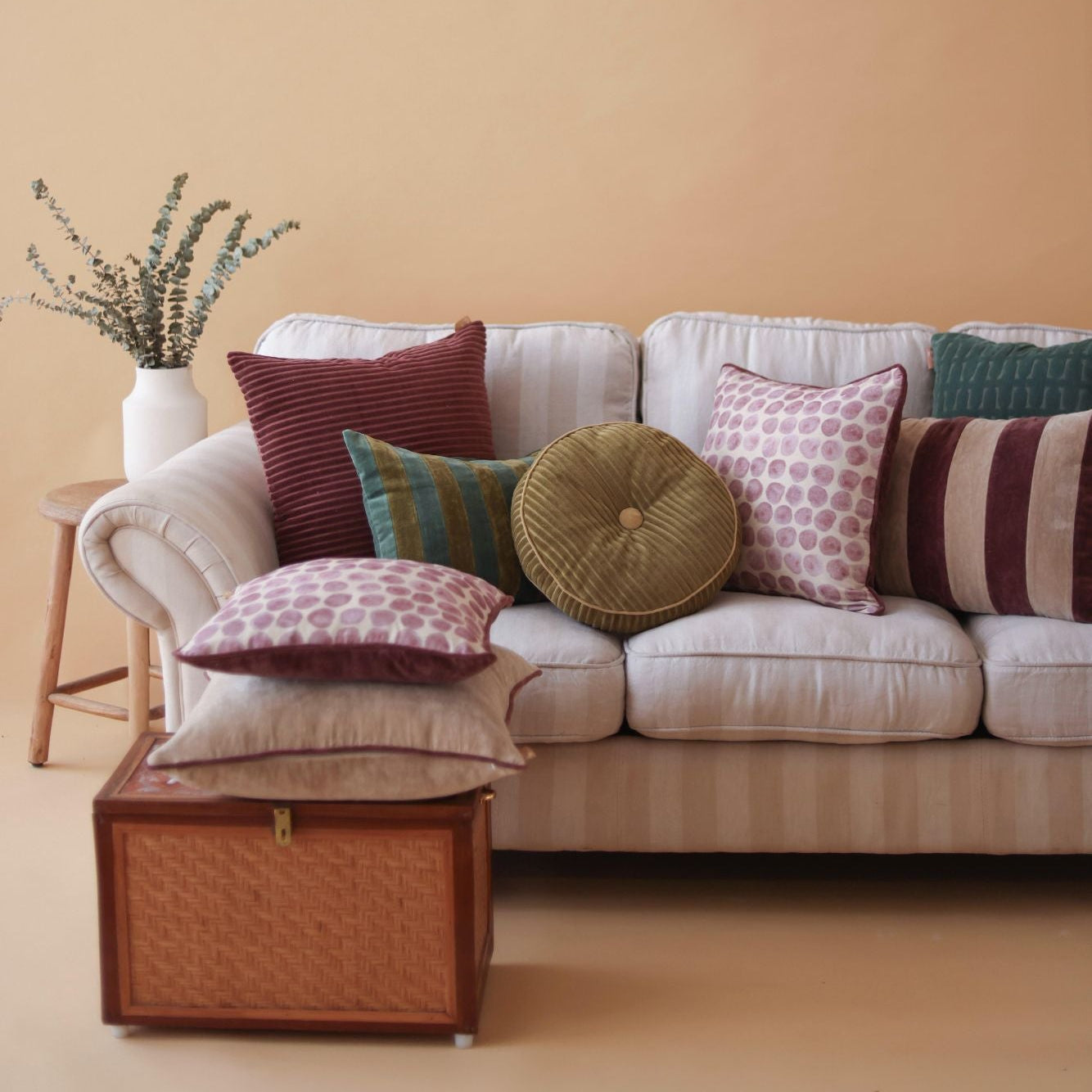 Luna Berry Oblong Velvet Cushion Cover