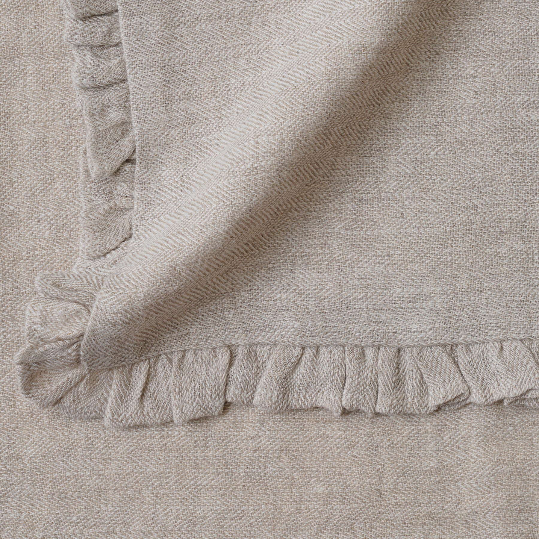 Herringbone Ruffle Oatmeal Table Mats-Set of 2