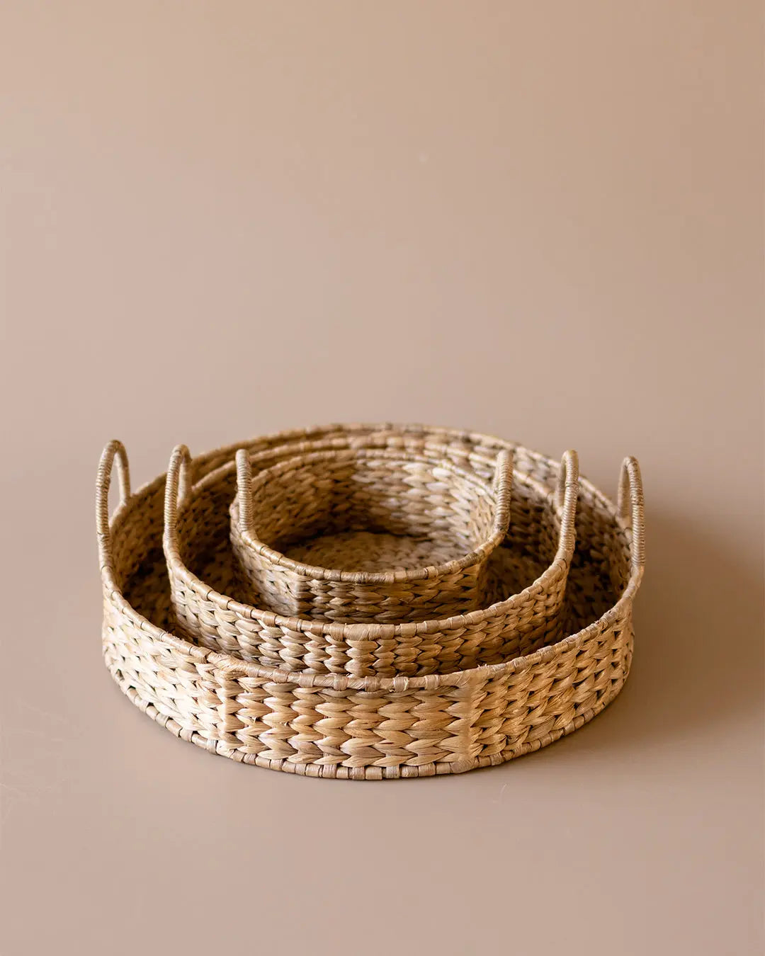 Round Wicker Tray with Handles Kolus Home