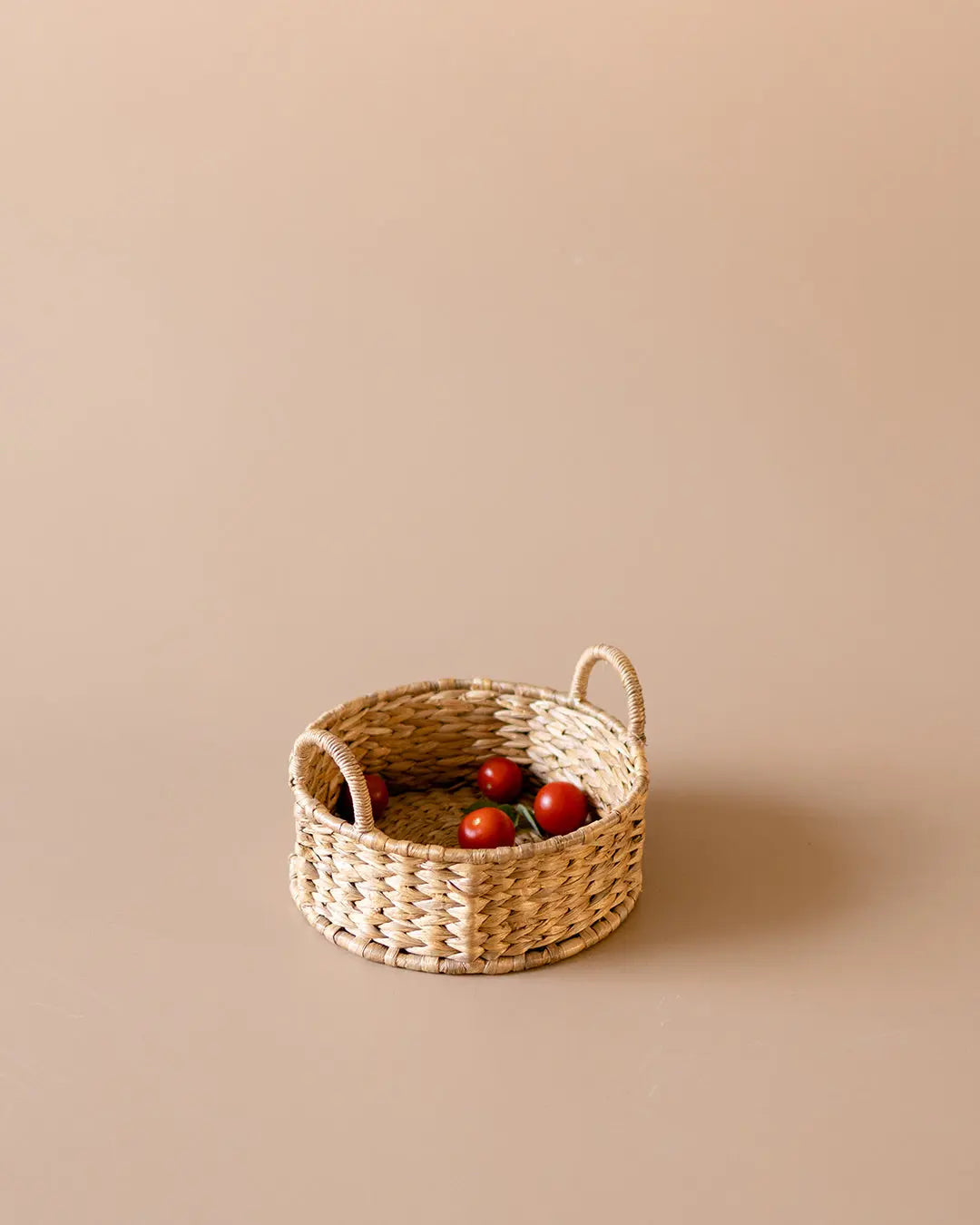 Round Wicker Tray with Handles Kolus Home
