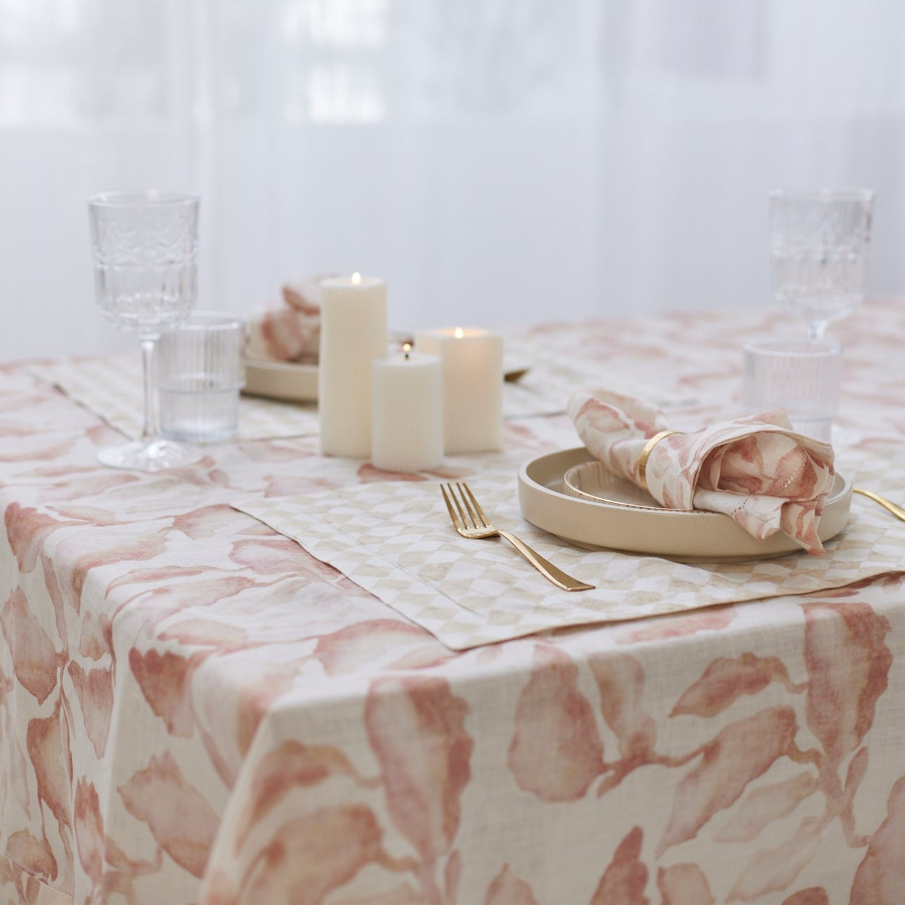 Cascade Blush Linen Table Cover