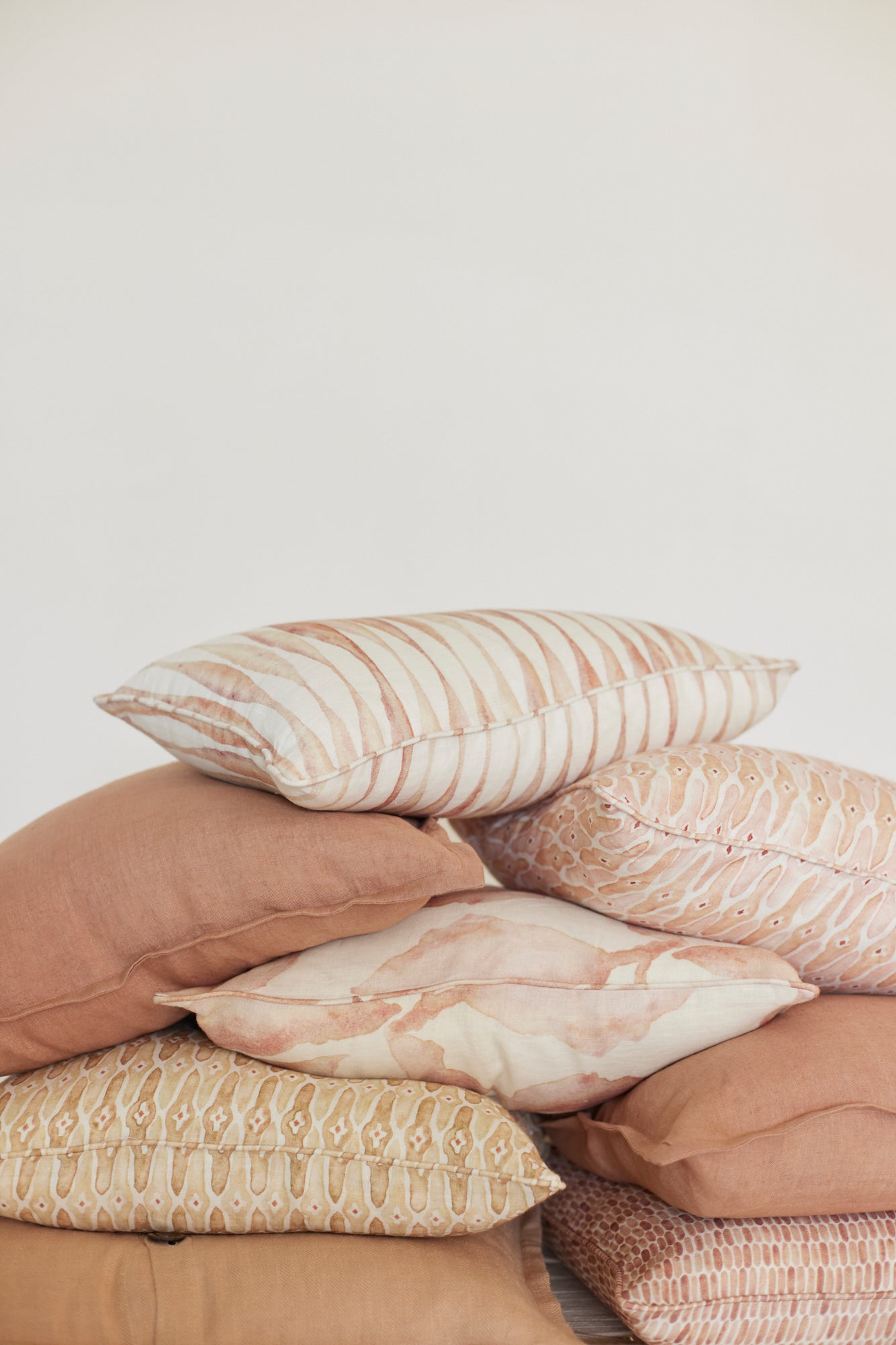 Ripple Blush Oblong Linen Cushion Cover