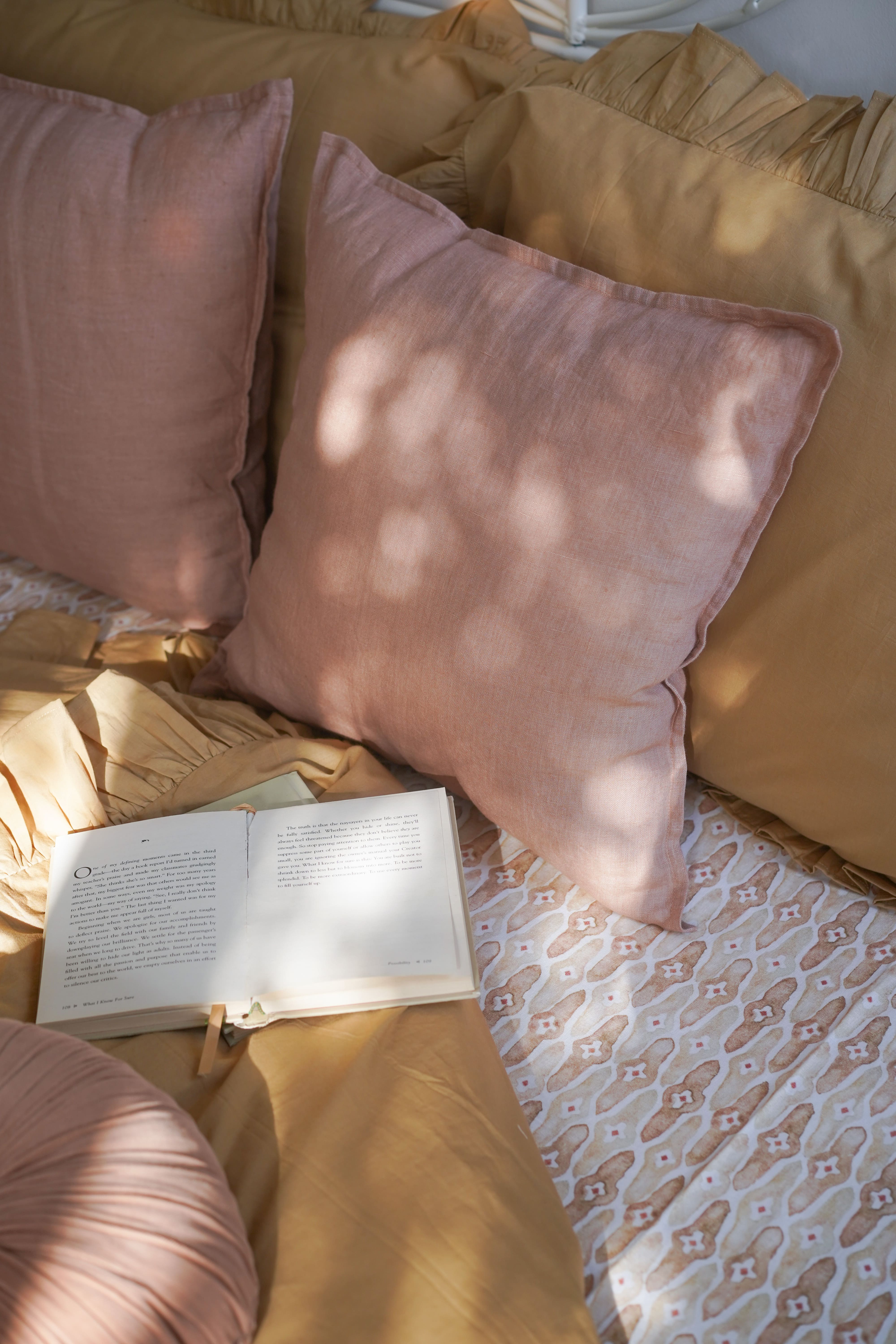 Mosaic Sand Linen Cotton Bedspread