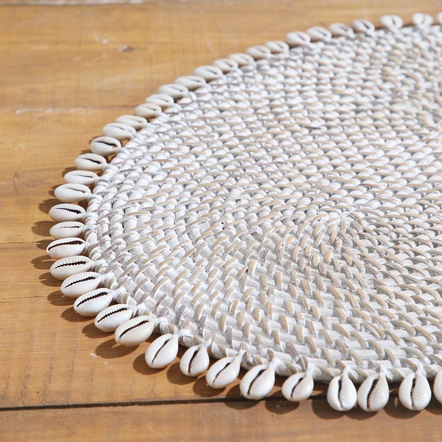 Zibo Handwoven Rattan Oval Shell Placemat-White