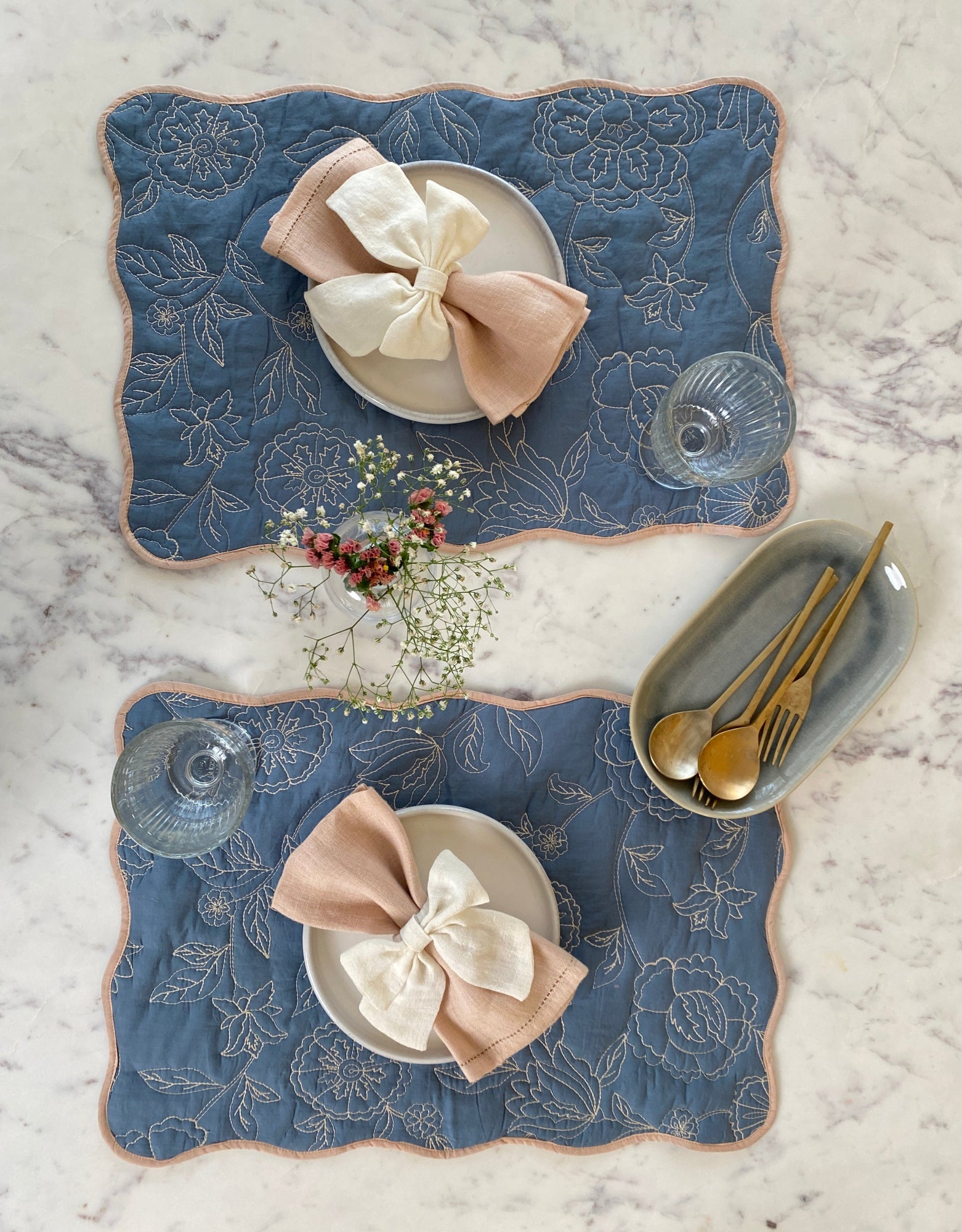 Rosabelle Chintz Azure Scallop Mats-Set of 2