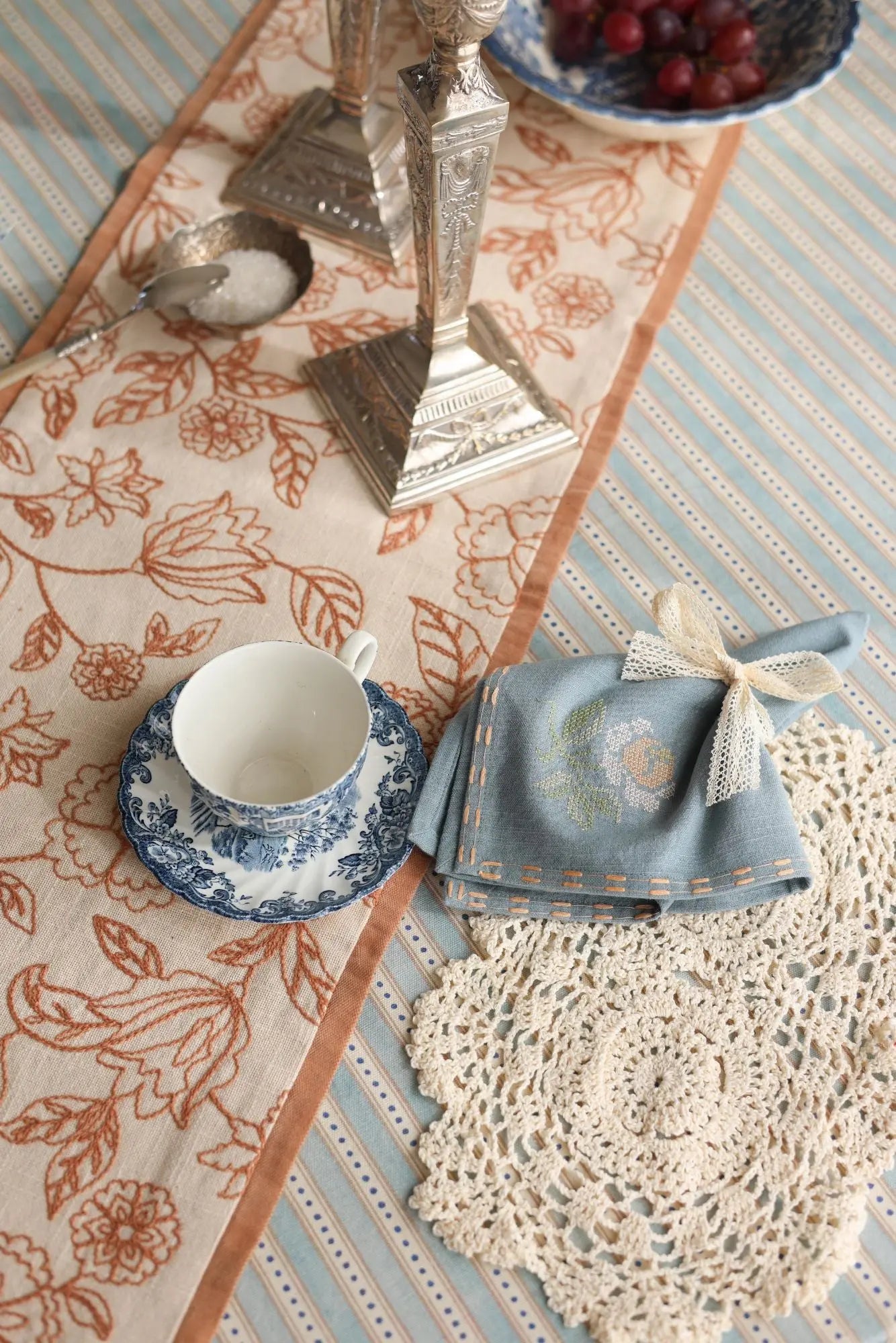 Rosabelle Chintz Spice Table Runner