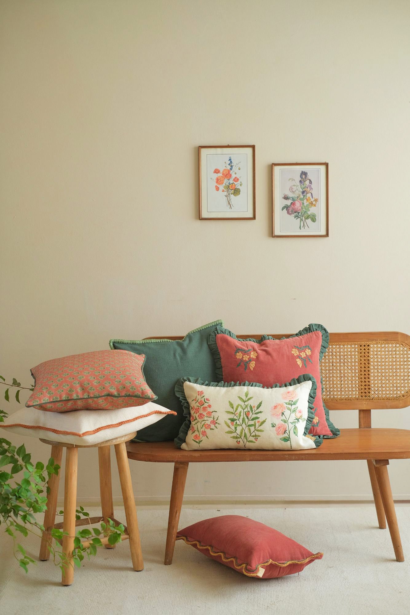Fiora Ivory Linen Oblong Cushion Cover
