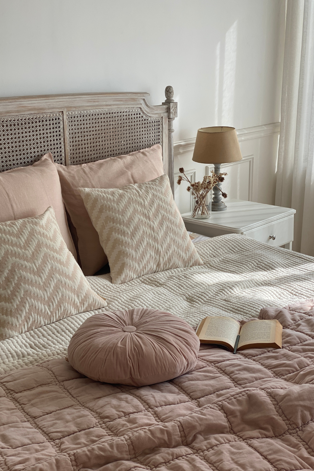 Checker Embroidered Baby Pink Kantha Cotton Quilt