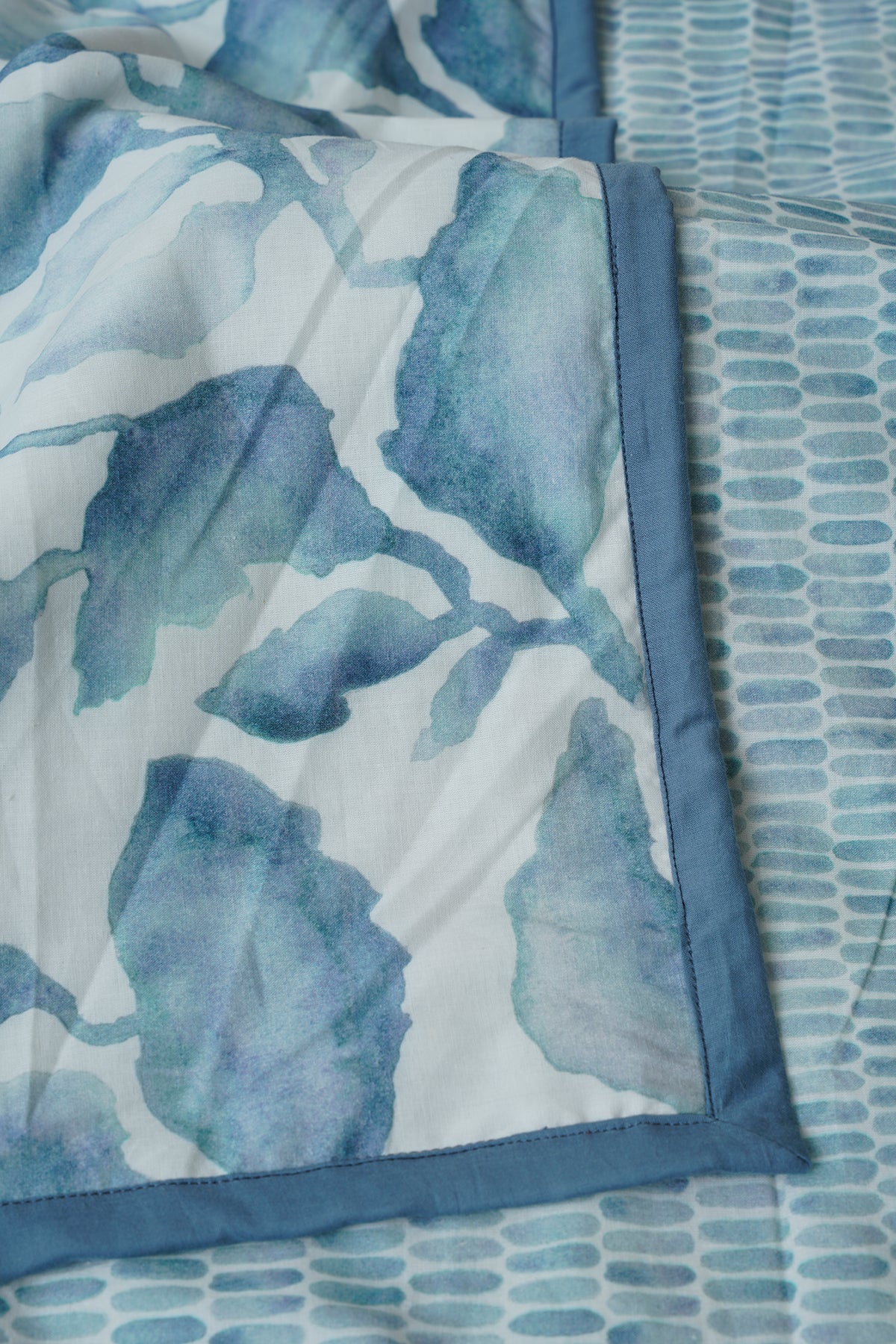 Cascade Speckle Blue Cotton Dohar