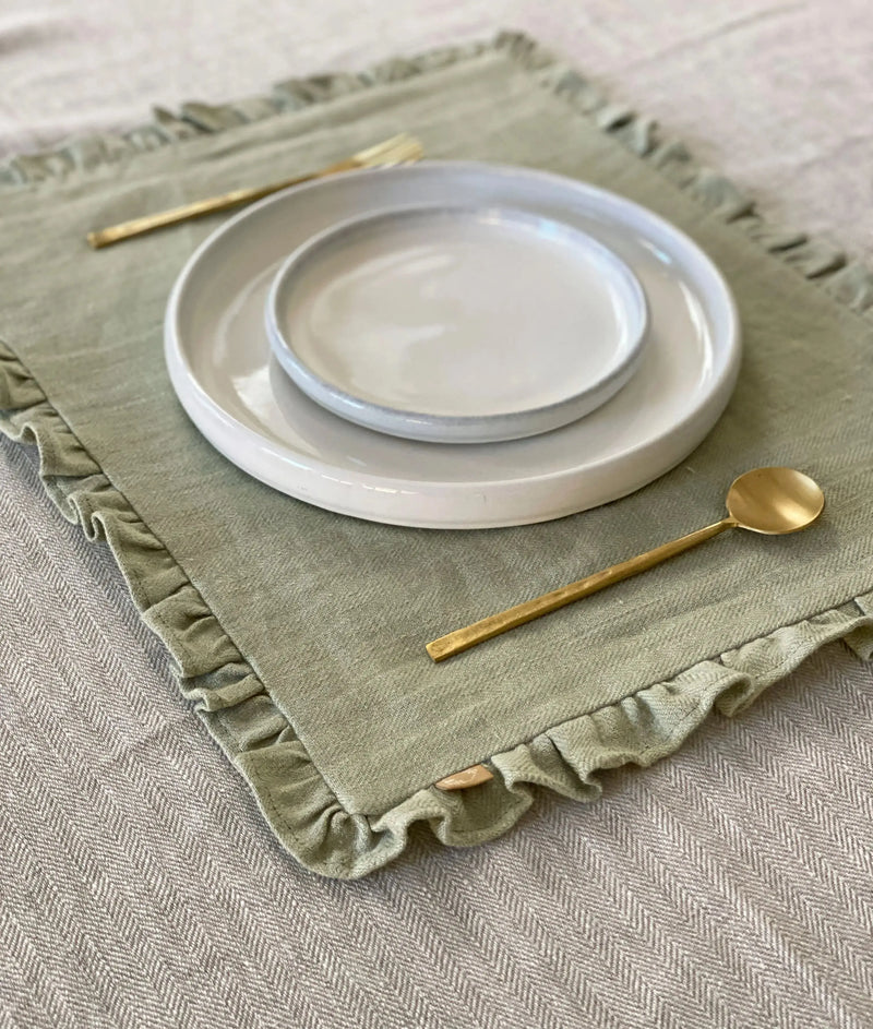 Hard Base Ruffle Mat Linen Ruffle Sage Table Mats – SanctuaryLiving
