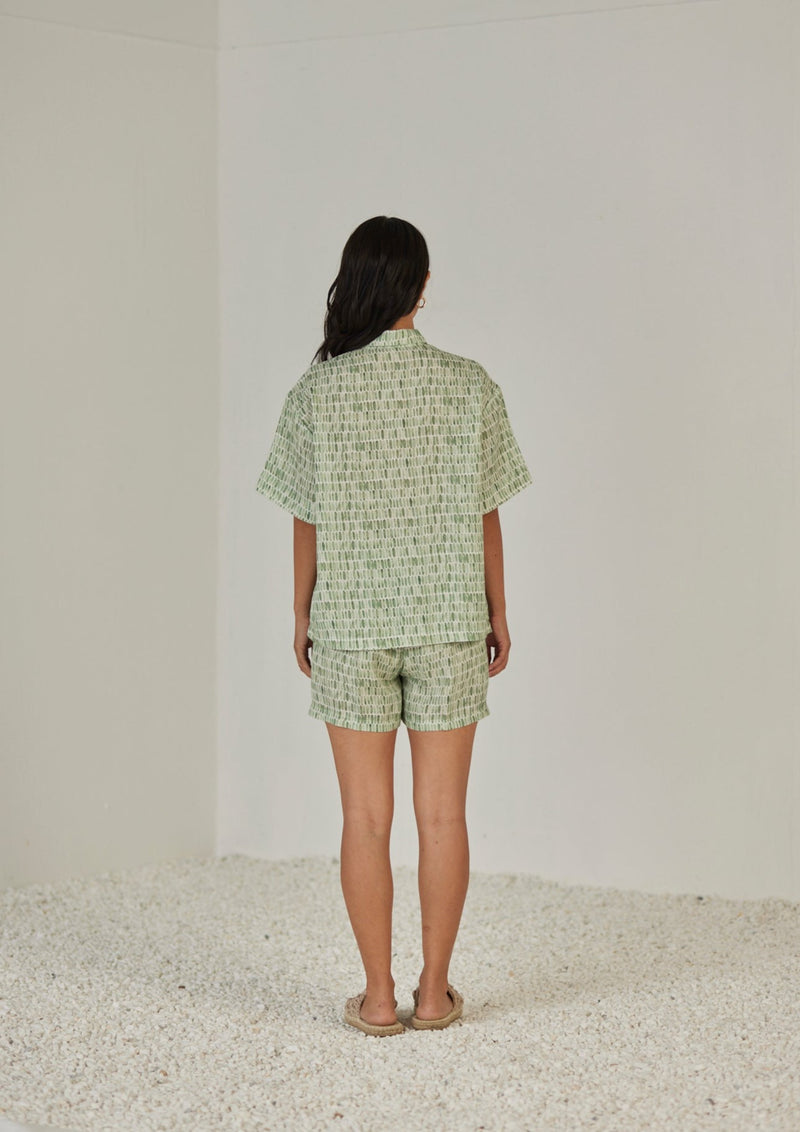 Echo Speckle Green Shorts