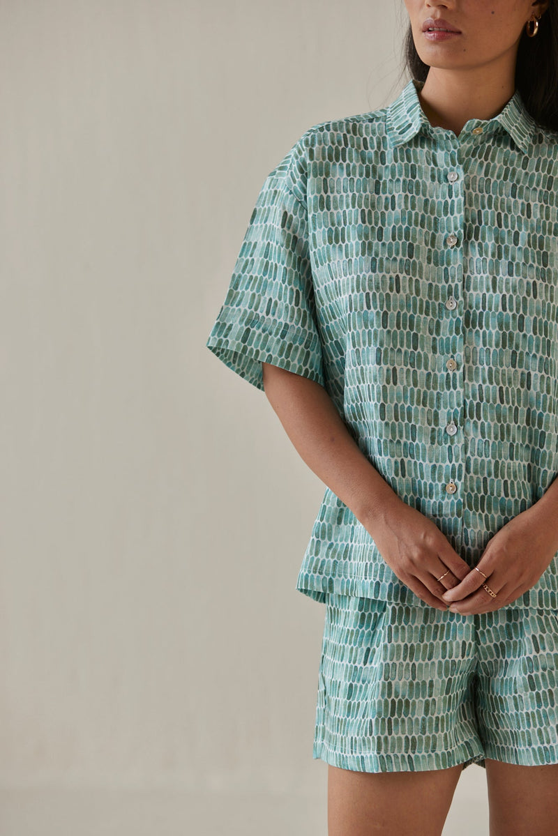 Echo Speckle Teal Shorts
