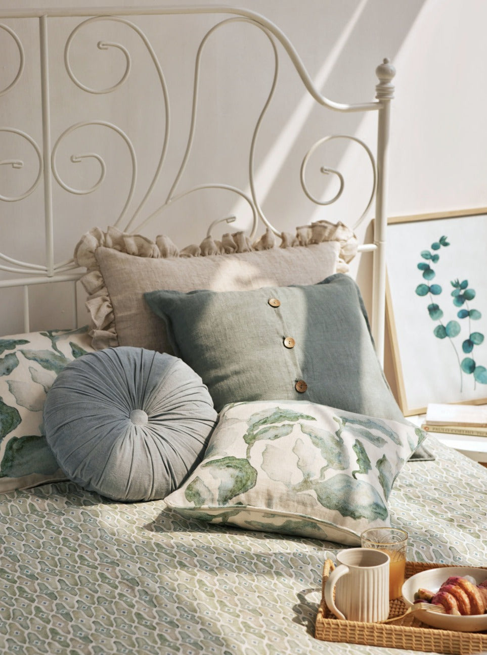 Mosaic Sage Linen Bedspread